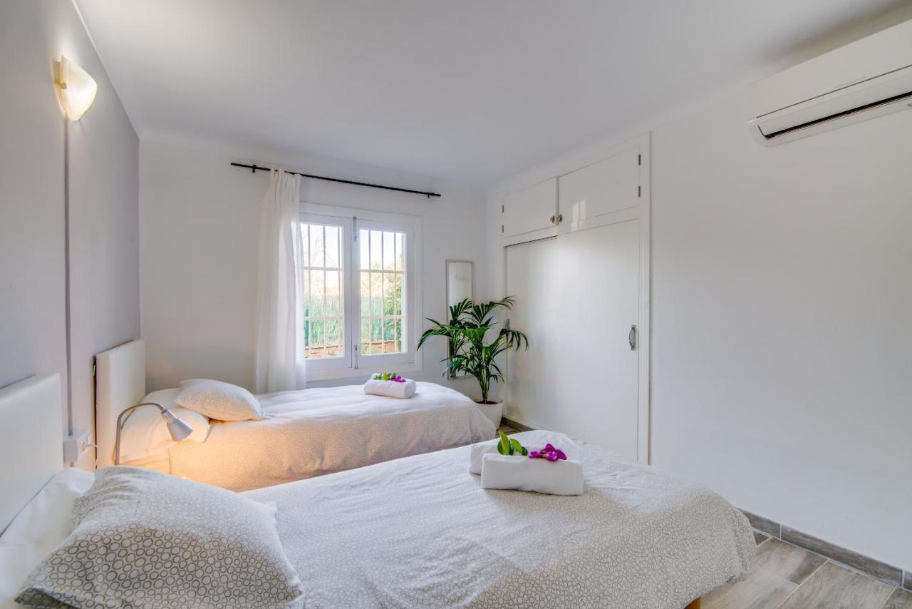 Ideal Property Mallorca - Sa Vinya Vella อัลกูเดีย ภายนอก รูปภาพ